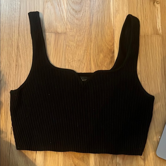 House of Harlow 1960 Tops - House of Harlow 1960 Black Ribbed Crop Tank Top